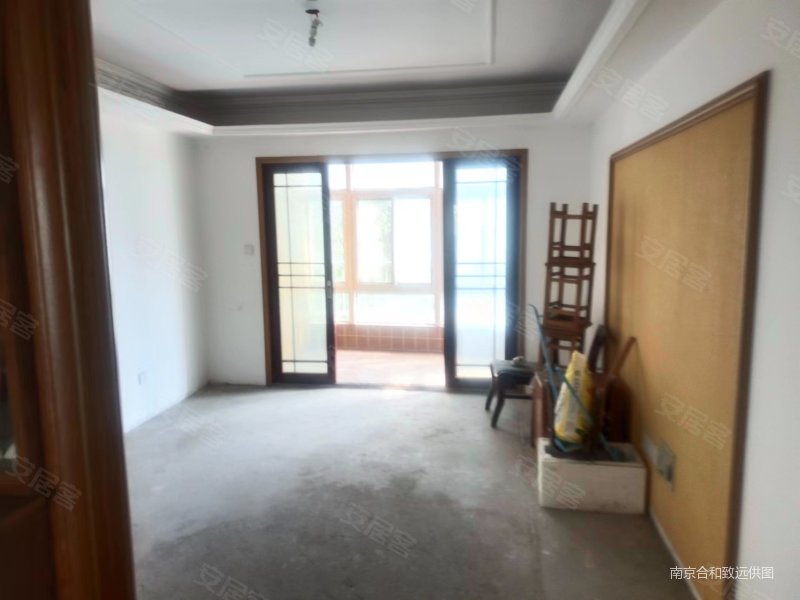 丽岛新城三楼诚售,看房有钥匙,价格可谈