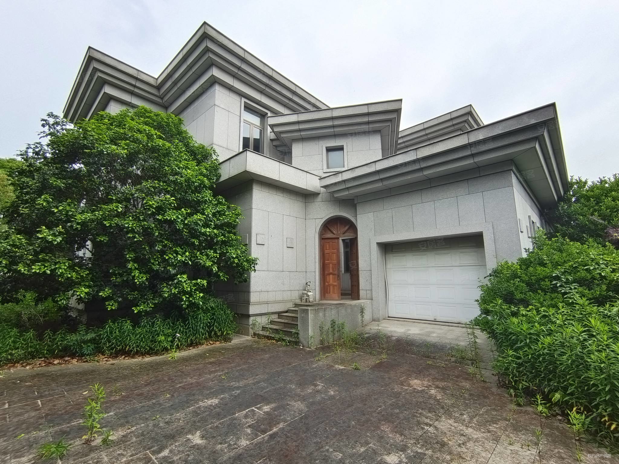 尊享自然奢华的世外桃源 紫园别墅 佘山脚下森林氧吧,上海紫园二手房