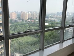 北京朝阳花家地望京大平层出租落地窗俯瞰整个城市设计简约静直播间出租房源真实图片