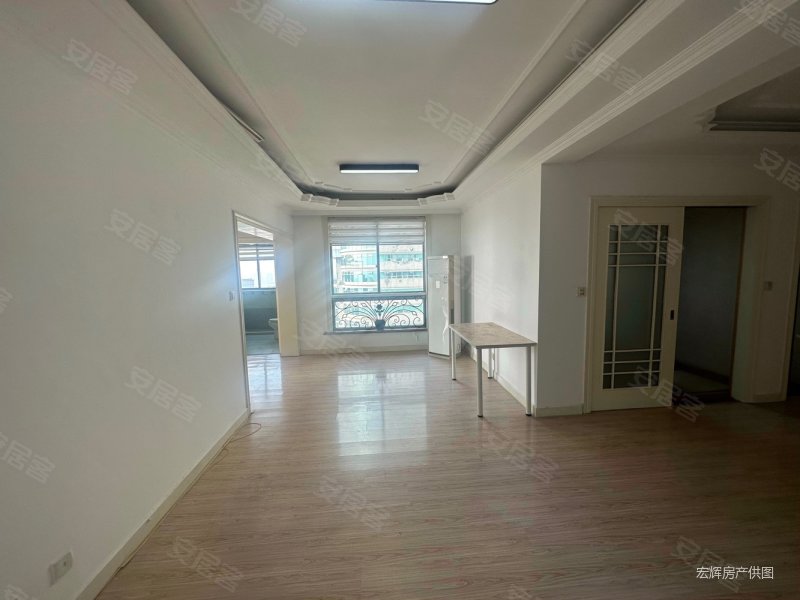 高楼层视野无遮挡 商品住宅 医疗配套成熟 购物方便,兆丰花园二手房