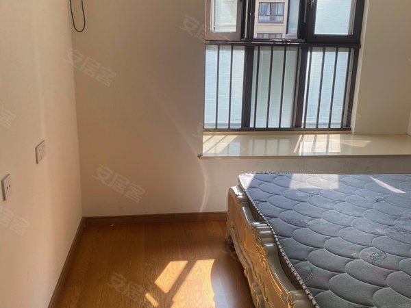 苏州常熟辛庄金科集美院金科集美院精装修主卧出租出租房源真实图片