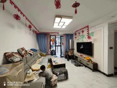 昆山张浦张浦碧悦湾，精装大两房，1700每月，家具家电齐全。令包入住出租房源真实图片