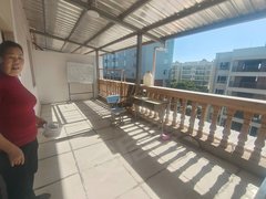 红河建水建水城区带车位，带露台，1室1卫，采光好，全新的床，衣柜出租房源真实图片