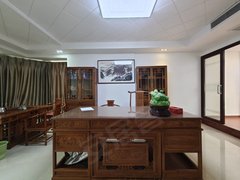 南昌红谷滩丰和北大道东方海德堡 公务接待 195平 拎包入住 随时看房 家具全包出租房源真实图片