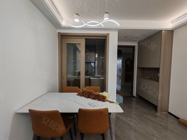 台州椒江下陈旭辉府旭辉府精装3室出租 飞跃集团旁 小区环境舒适出租