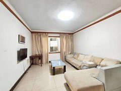 南充南部红岩子广场东风路二中附近3楼,拎包入住出租房源真实图片