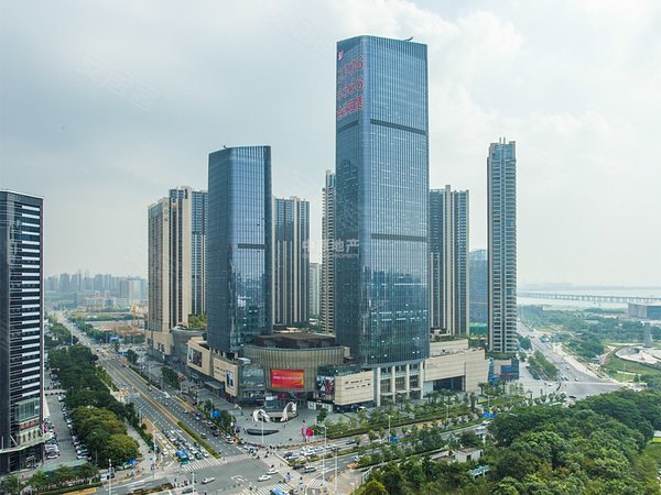 深圳宝安宝安中心区壹方中心实地拍摄 1号5号11号线宝中站壹方购物城