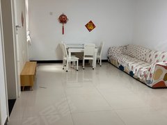 阜阳临泉光明南路香怡小区 3室2厅1卫出租房源真实图片