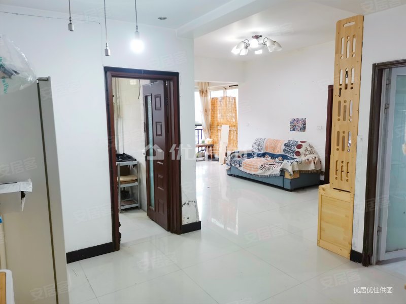 宏基大厦业主急售精装 86平 电梯房 看房方便  有钥匙