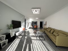 曲靖麒麟南市区周边配套齐全 生活便利 房子干净家具家电齐全拎包入住出租房源真实图片