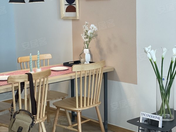 金华武义县武义城东佳源商业广场佳源广场附近，精装两室一厅，有电梯，免费网络，拎包入住出租房源真实图片