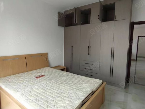 【多图】滨北雅苑,高密城区租房,新一中 滨北雅苑精装三室 随时入住