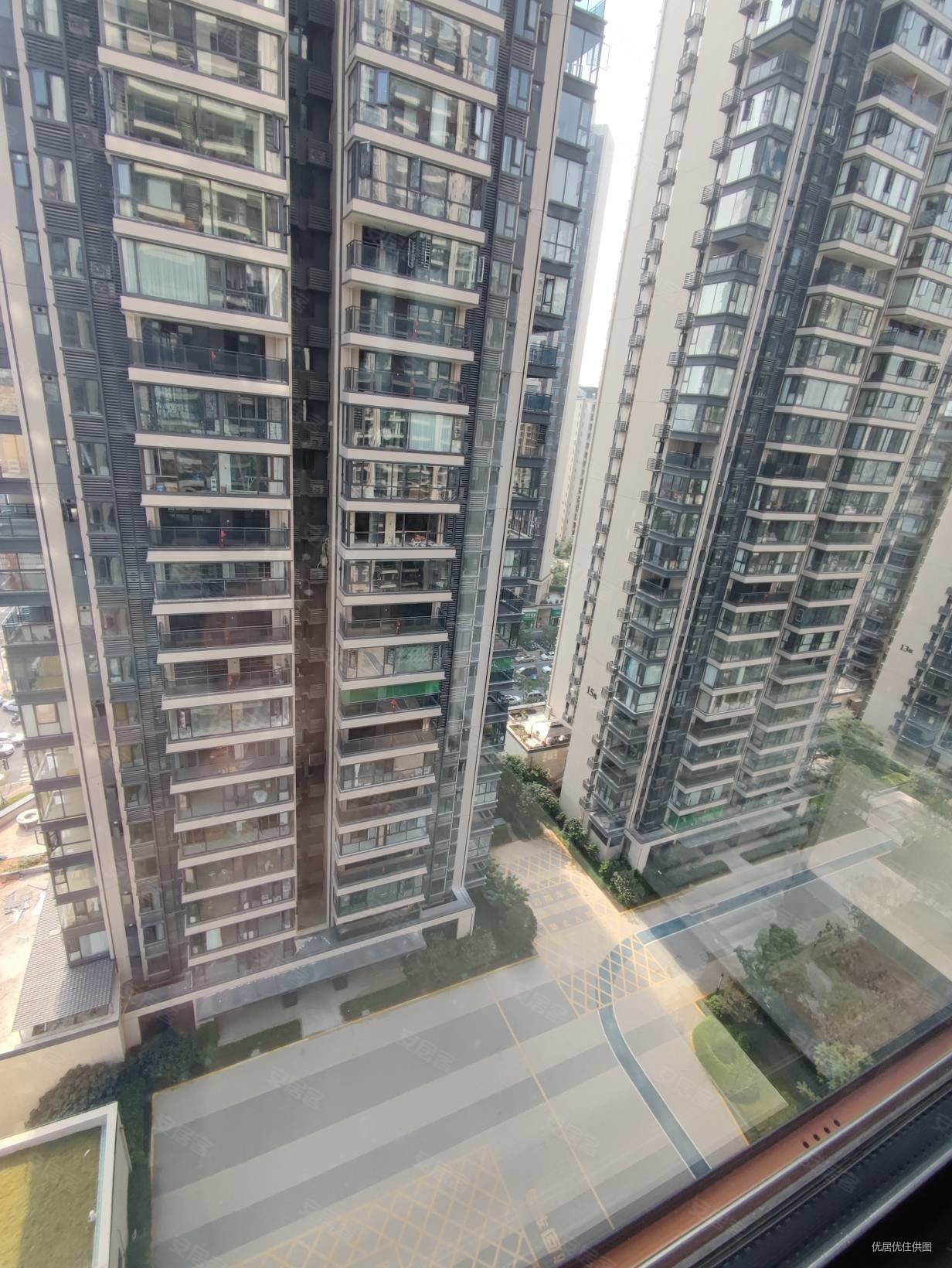 保利领秀前城领誉府