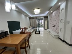 永康永康市区天鹅路商业街步行总部,离人民医院也近,两室适合一家人住,有阳台带车位出租房源真实图片