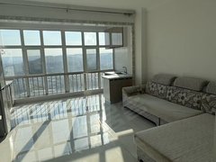 双鸭山尖山东山国际会展中心金山国际15楼，一室一厅，拎包入住，季度付1500一个月出租房源真实图片