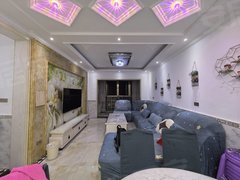 巴中经开区兴文套三精装房，家具家电齐全，看房方便！！出租房源真实图片