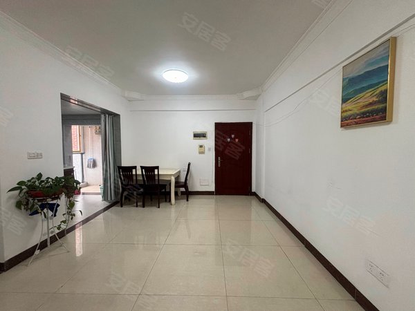 【多图】云峰花园,镜湖大道租房,云峰花园3房1卫带大花园,精装修拎包