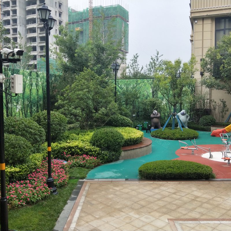 王英超 2020-07-10 00:  :   美的花溪谷沁园主力户型:76.
