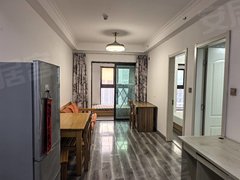 南京浦口江浦街道大润发超市，工大地铁口旁，万汇城南区精装修两室一厅出租出租房源真实图片