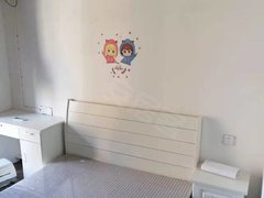 镇江句容世茂花园开发区中骏四季阳光,非中介,临近巨宝,附近厂区多,生活设施齐出租房源真实图片
