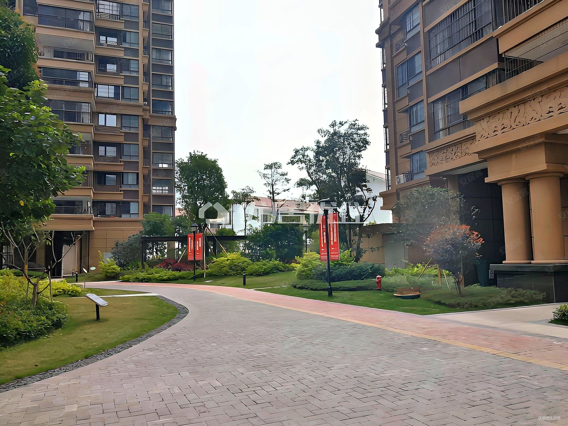 金悦澜湾有电梯次新小区临地铁精装修商圈成熟近医院