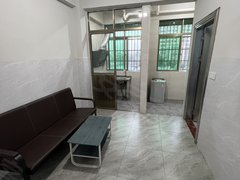 海口龙华海垦海瑞公园附近，大马路边上，电梯高层无遮挡光线好，自家房无中介出租房源真实图片