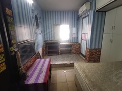岳阳岳阳楼商业步行街非中介五里牌房.短租押一付一.家电齐全.拎包入住出租房源真实图片