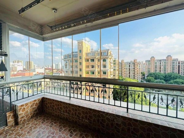 上海闵行梅陇世纪苑高品质小区 有车位 世纪苑 精装电梯大三房 1号线