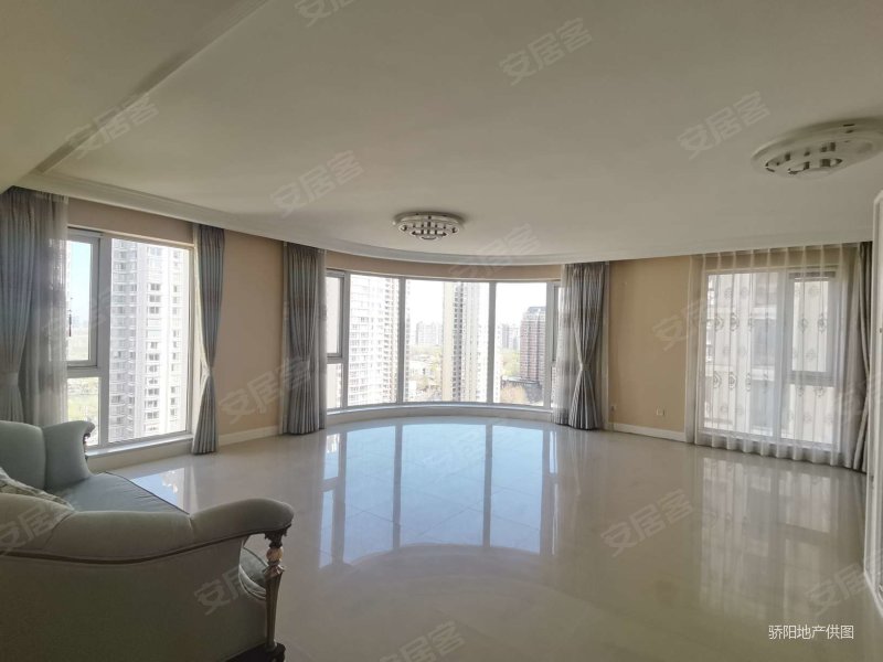 棕榈泉国际公寓