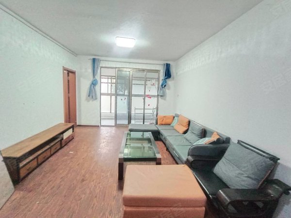 芦荡湿地公园 联杨缤纷汇附近 简装三室两厅两卫出租房源真实图片