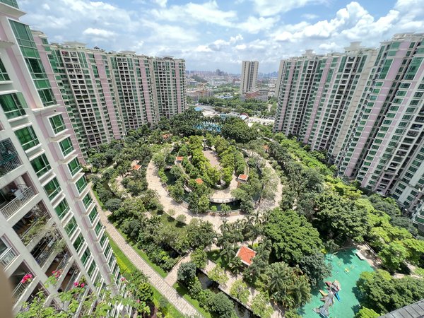 广州番禺大石新月明珠花园大石地铁口10米 花园式的小区 新月明珠花园