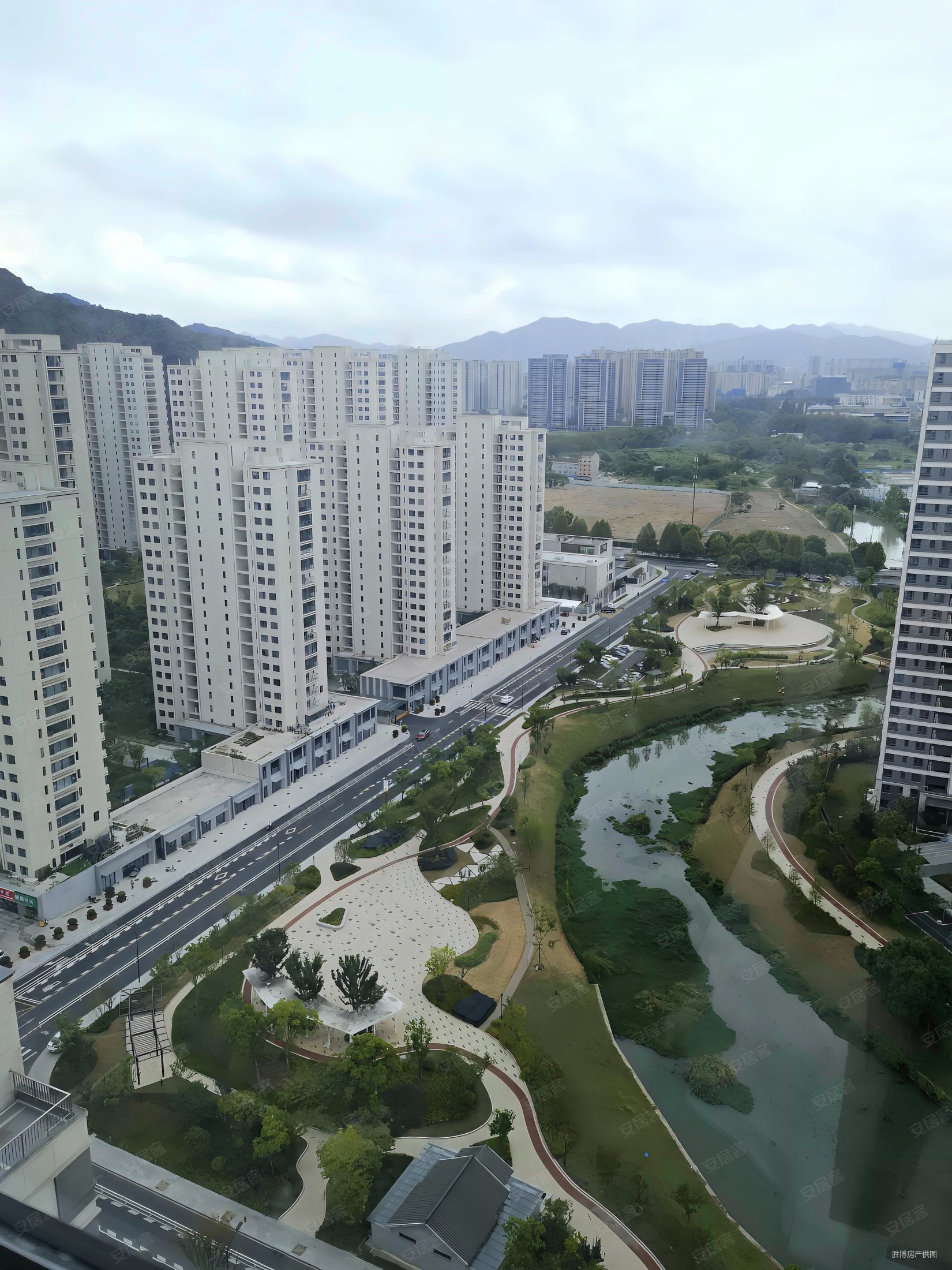 万达同心湾(北区)4室2厅2卫105.1㎡南北208万