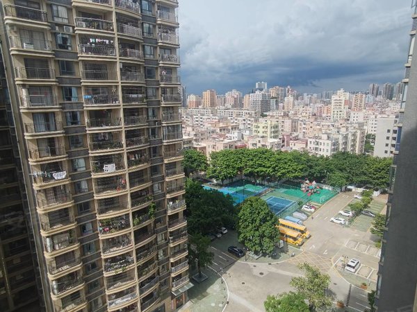 深圳宝安沙井怡安花园新沙天虹,沙二怡安花园两房两卫出租,有停车月卡