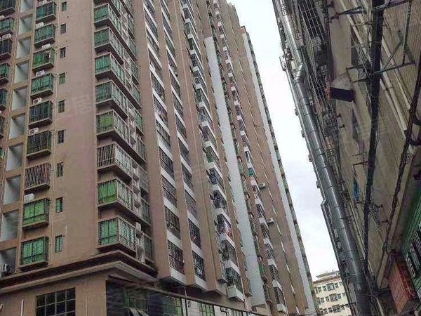 深圳龙华清湖清湖名苑高楼层,视野采光好,清湖名苑三房,带家私出租