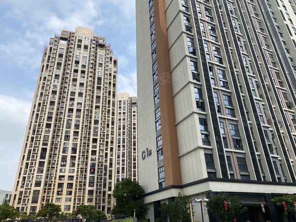 广州黄埔夏园万科尚城(商住楼)万科里 南向小两房一厅一卫 家电齐全