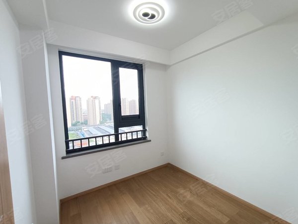 绍兴柯桥柯桥宝业大坂绿园大坂绿园,四室两厅两卫,全新,精装,包车位