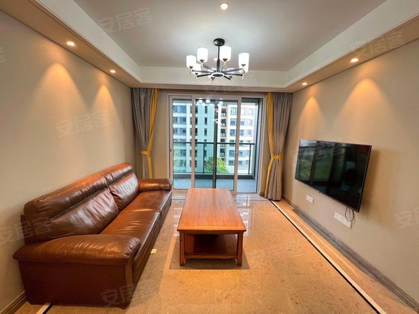 杭州滨江西兴滨江御滨府滨和初中 西兴卫生院旁 御宾府精装三房二卫有