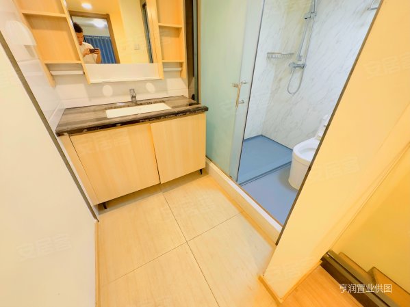 7号线谢村站大三房月租5600天然气入户包税价格可砍