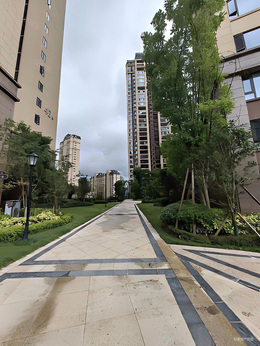 观山湖公园里远大美域板楼商品房精装可拎包入住次新小区