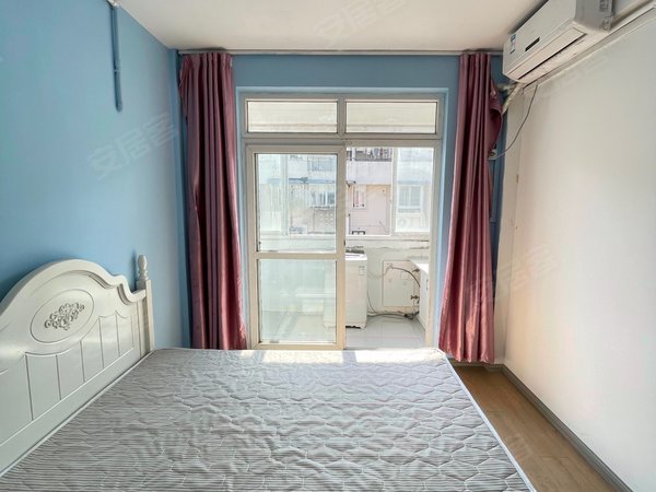 宁波鄞州钟公庙钟盈小区押一付一 万达联盛广场旁 朝南单间独卫带阳台