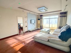 白城洮北洮北城区步行街附近,三室一厅一厨一卫家具,拎包入住,随时看房!出租房源真实图片