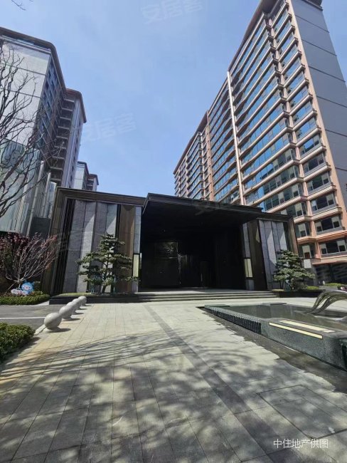 济南房产网>济南二手房>高新二手房>齐鲁软件园二手房>龙湖天奕一期>