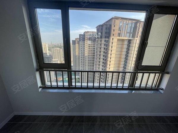 天津北辰瑞景街大运河府地铁1号线旁  南北通透3室精装修   拎包入住