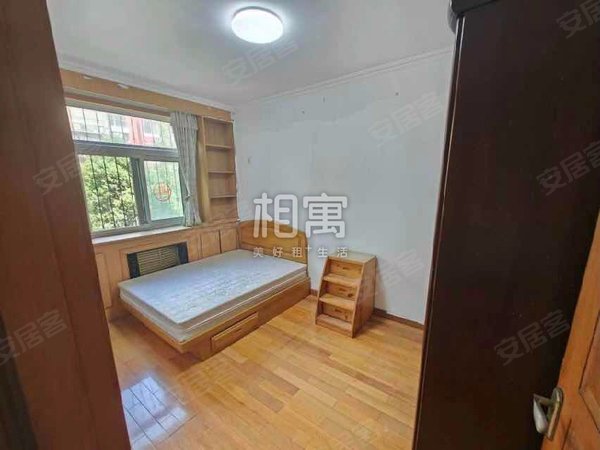 花乡银地家园低楼层4居室次卧2