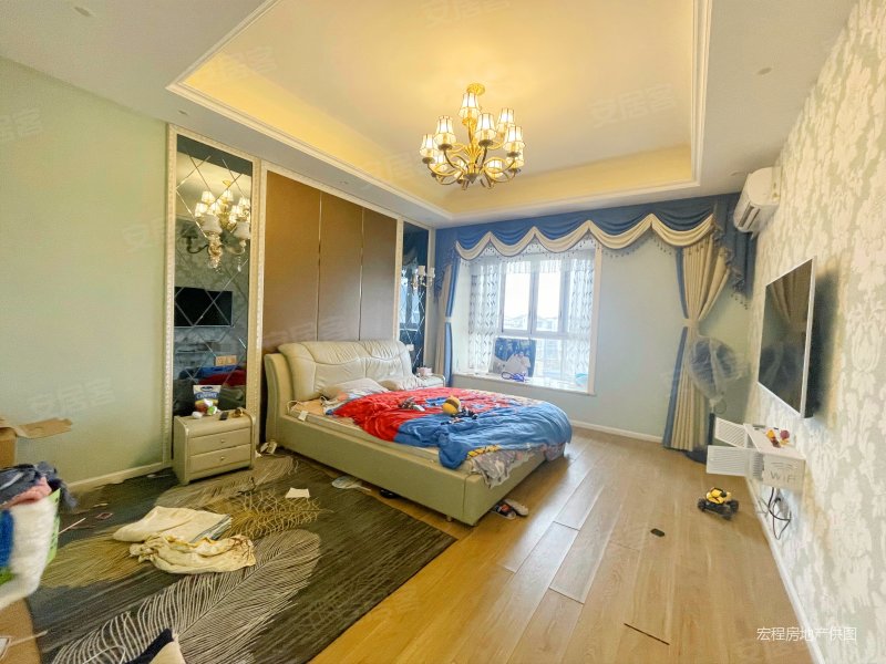 喜欢大户型的看过来 电梯5室2厅3卫送花园,蓉晶公馆二手房,185万,5室2