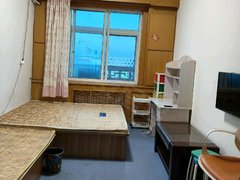 大连甘井子76中学金三角广场小区 1室1厅1卫出租房源真实图片