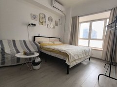 北京大兴亦庄荣京东街地铁站旁大族广场西向大窗物业取暖网络现房随时看房入住出租房源真实图片