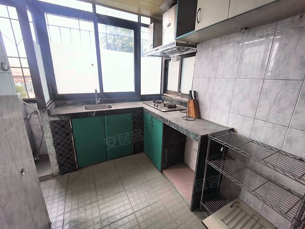 广州天河燕塘燕塘大院燕塘大院 南向电梯三房 近地铁 家私家电齐全