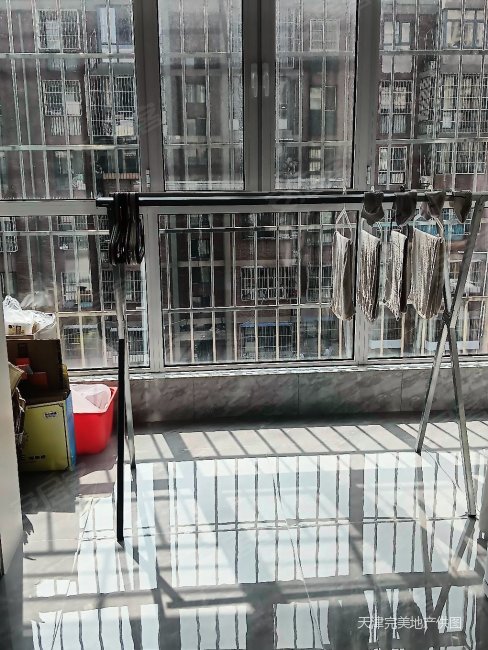 碧水家园a区2室1厅1卫104㎡南北90万