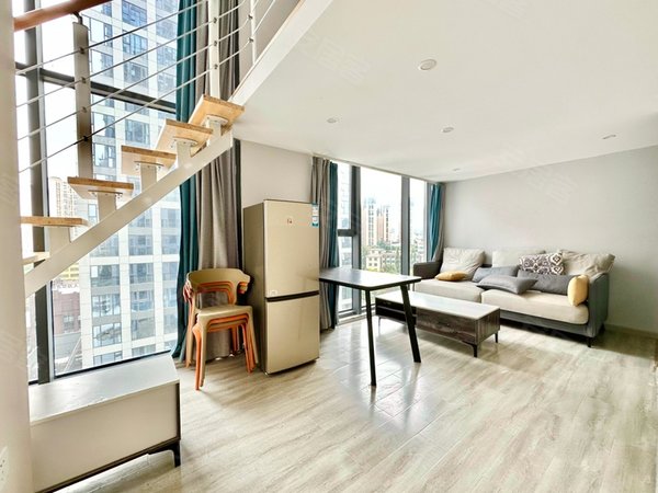 路万彩城(商住楼)龙泉路 财经大学 小菜园 同德广场 万彩城loft公寓